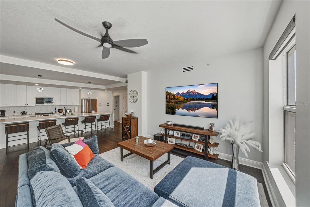 For Rent: $4,500 (2 beds, 2 baths, 1387 Square Feet)