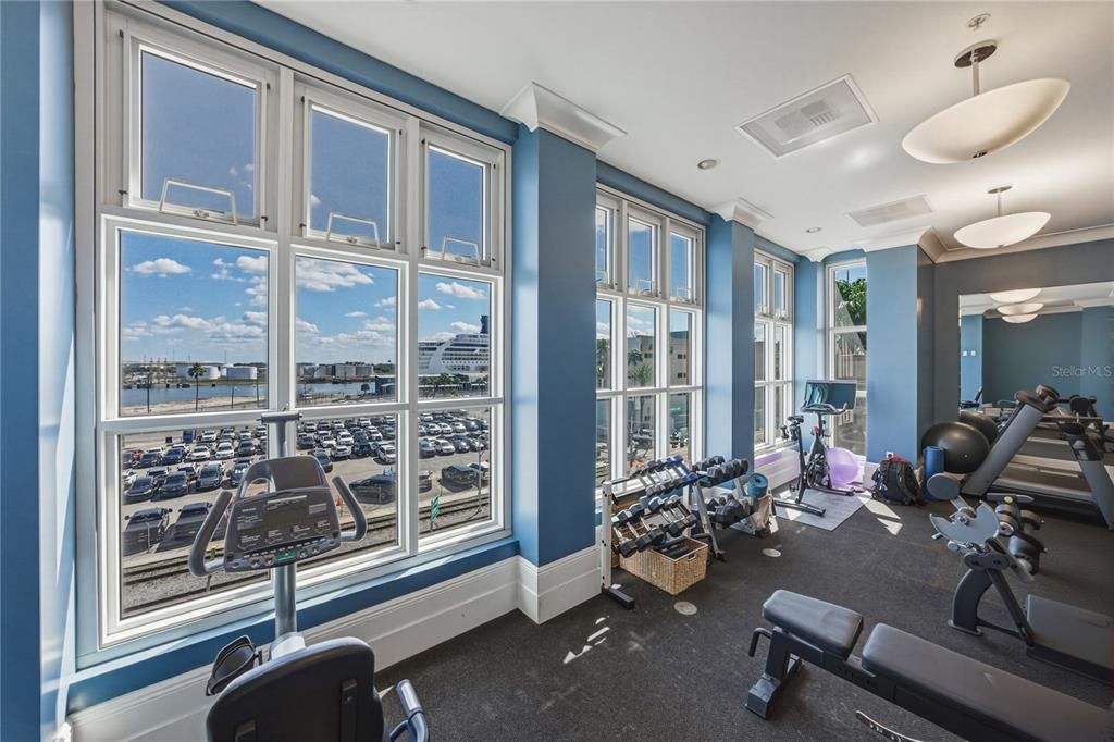 For Rent: $4,500 (2 beds, 2 baths, 1387 Square Feet)