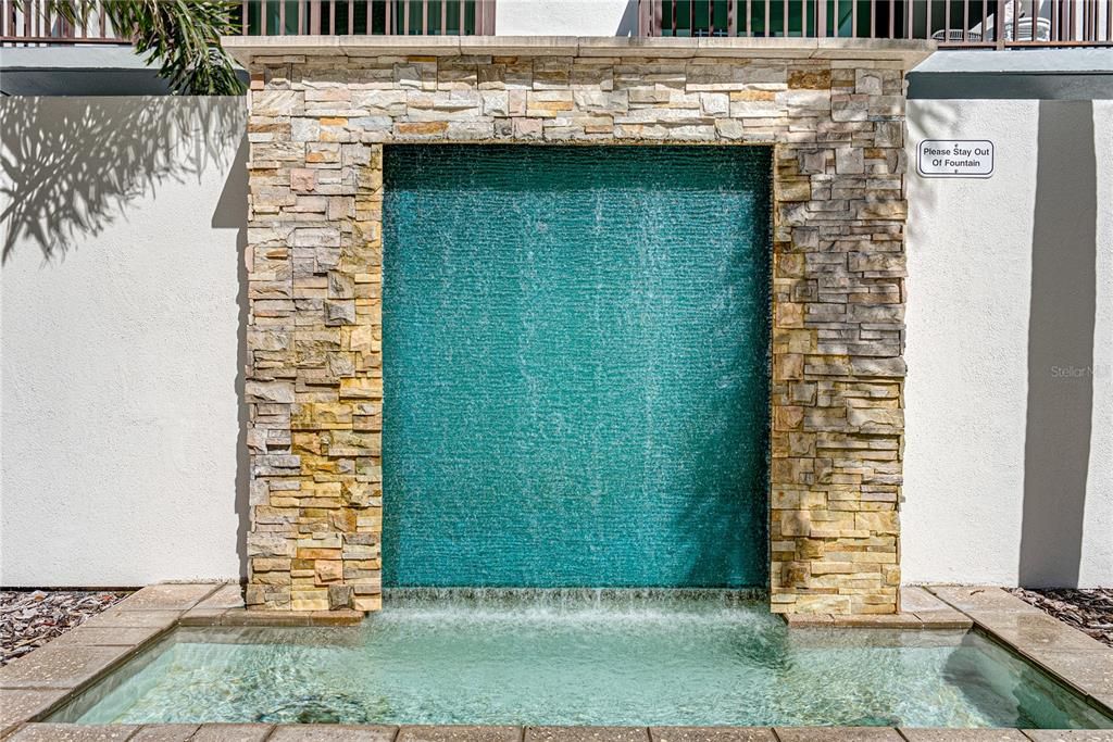 For Rent: $4,500 (2 beds, 2 baths, 1387 Square Feet)