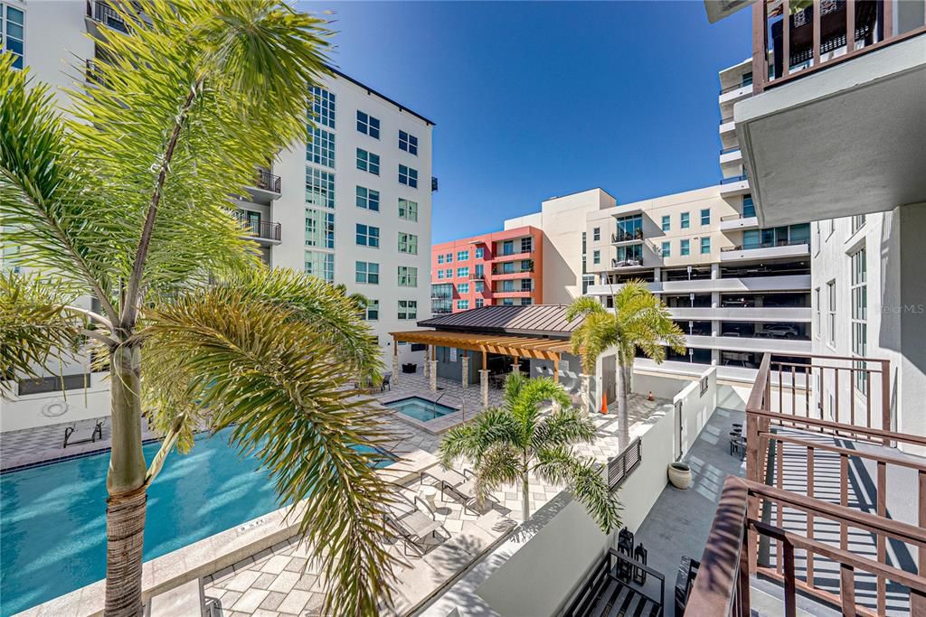 For Rent: $4,500 (2 beds, 2 baths, 1387 Square Feet)