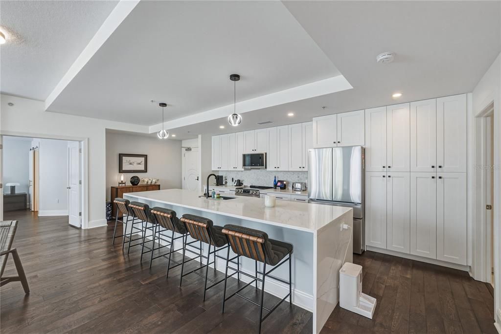 For Rent: $4,500 (2 beds, 2 baths, 1387 Square Feet)