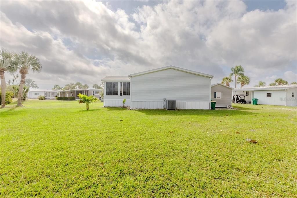 Active With Contract: $199,000 (3 beds, 2 baths, 1296 Square Feet)