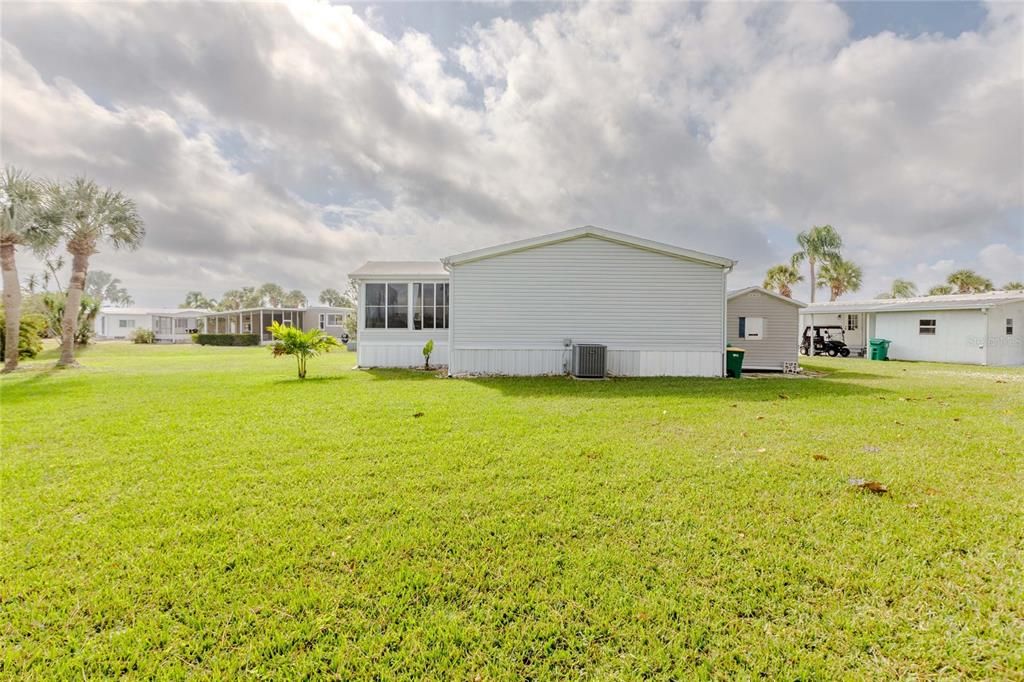 Active With Contract: $199,000 (3 beds, 2 baths, 1296 Square Feet)