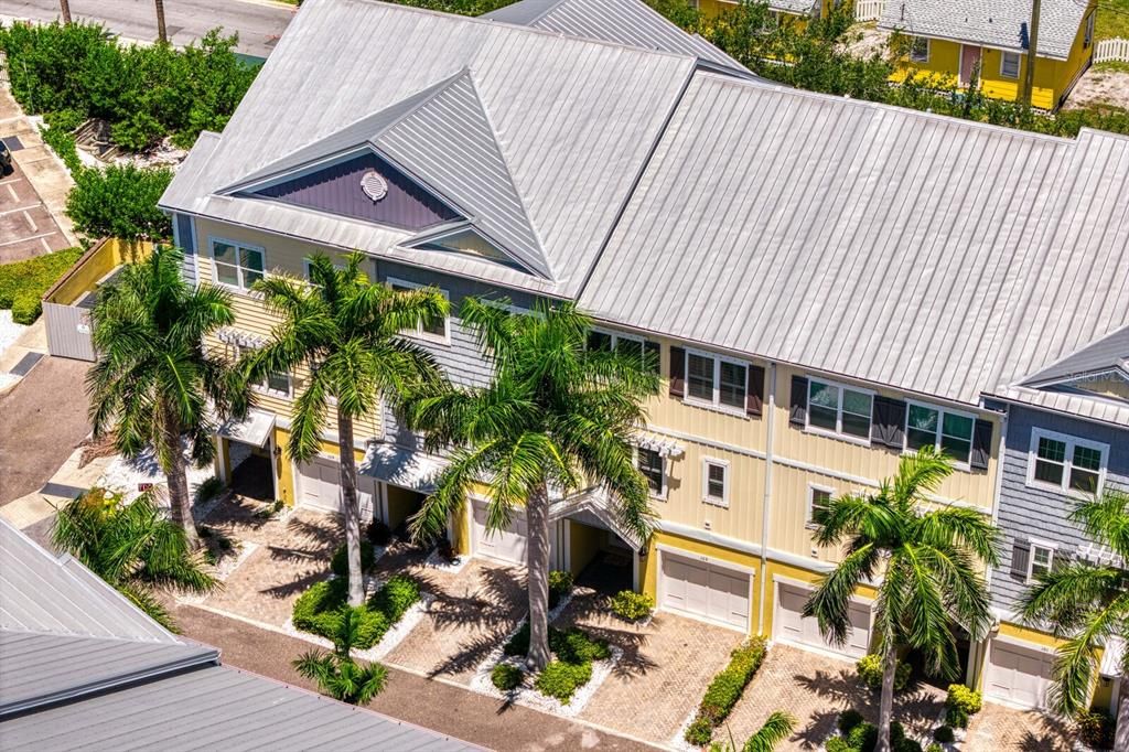 En Venta: $837,500 (3 camas, 3 baños, 1935 Pies cuadrados)