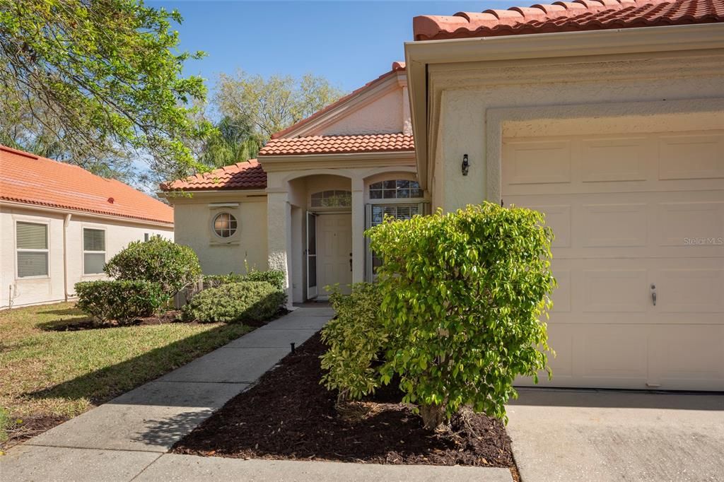 En Venta: $469,900 (3 camas, 2 baños, 1421 Pies cuadrados)