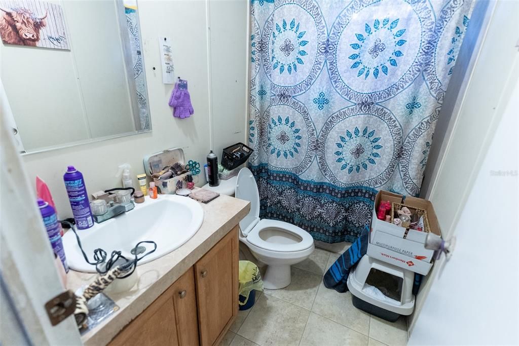 На продажу: $115,000 (3 спален, 2 ванн, 864 Квадратных фут)