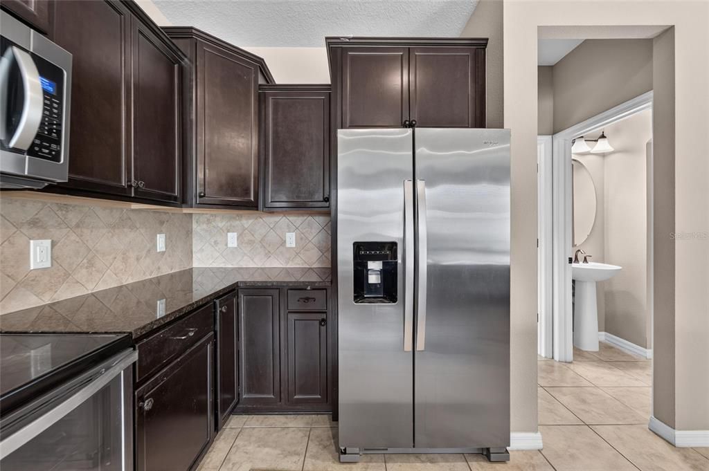 En Venta: $454,900 (4 camas, 2 baños, 2660 Pies cuadrados)