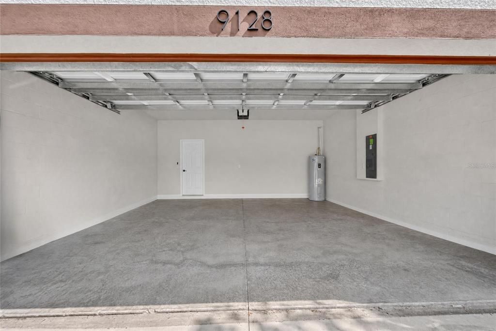 En Venta: $454,900 (4 camas, 2 baños, 2660 Pies cuadrados)