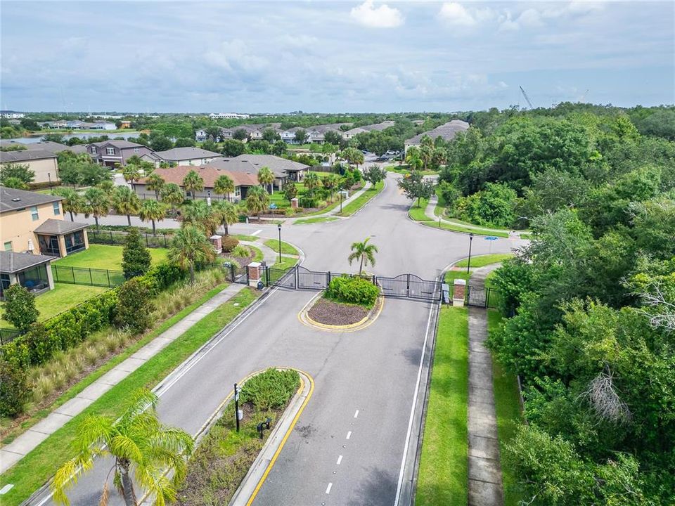 En Venta: $454,900 (4 camas, 2 baños, 2660 Pies cuadrados)