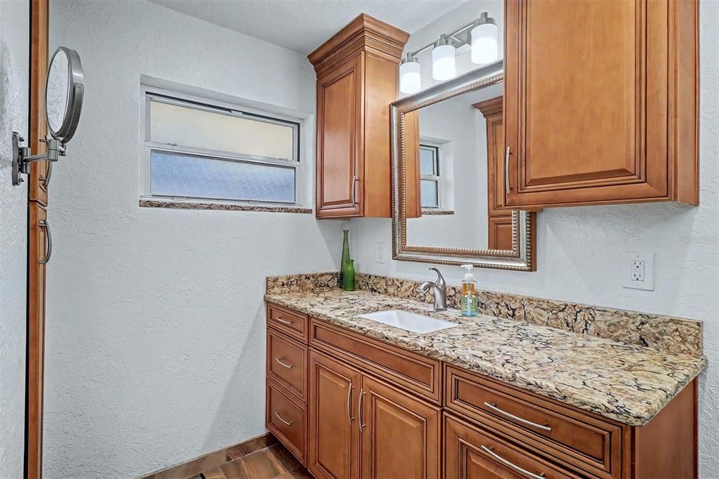 En Venta: $625,000 (3 camas, 2 baños, 1635 Pies cuadrados)