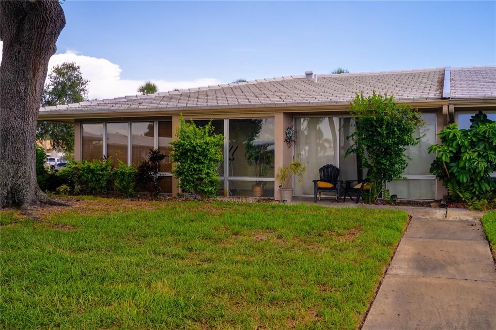 For Sale: $269,000 (2 beds, 2 baths, 1470 Square Feet)