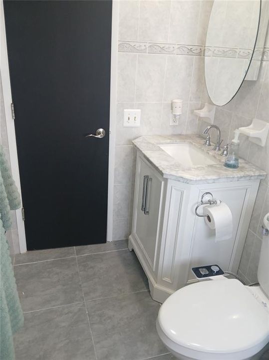 For Sale: $139,900 (2 beds, 2 baths, 910 Square Feet)