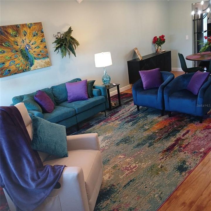For Sale: $139,900 (2 beds, 2 baths, 910 Square Feet)
