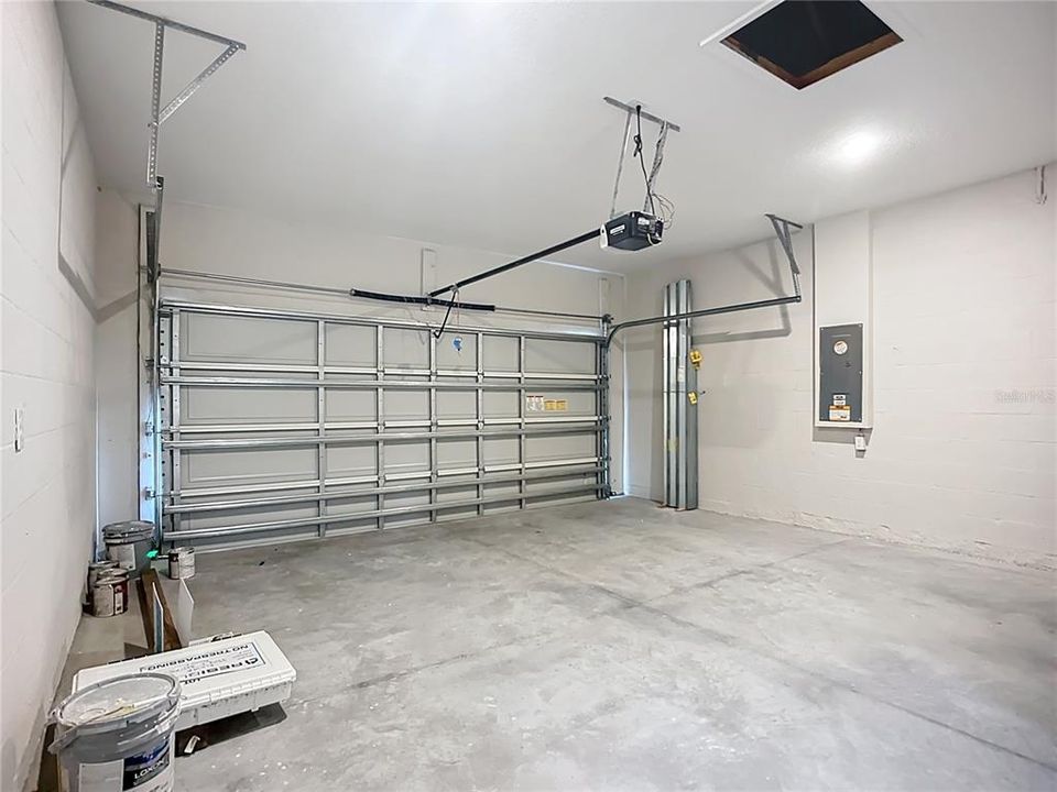 На продажу: $349,900 (4 спален, 2 ванн, 1810 Квадратных фут)