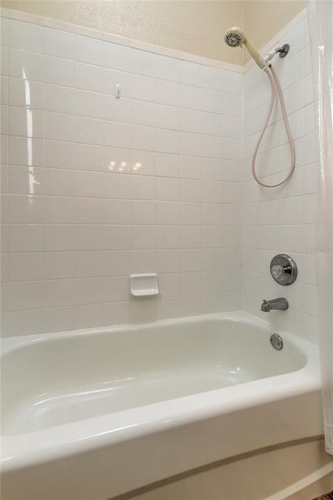 En Venta: $460,000 (3 camas, 3 baños, 1834 Pies cuadrados)