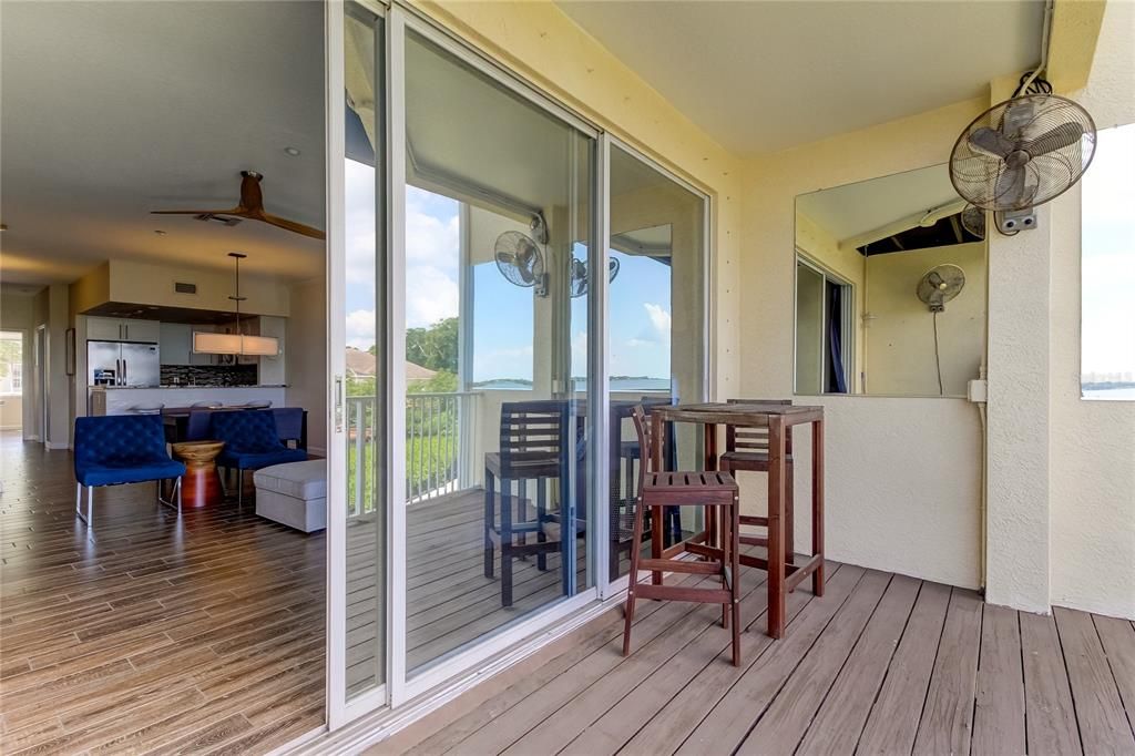 En Venta: $460,000 (3 camas, 3 baños, 1834 Pies cuadrados)