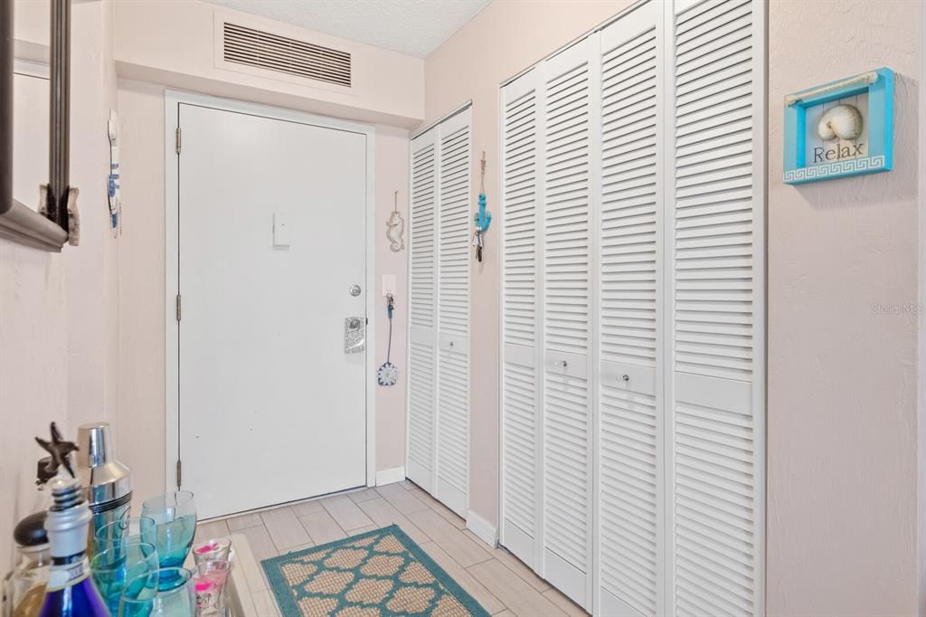 В аренду: $1,750 (1 спален, 1 ванн, 654 Квадратных фут)