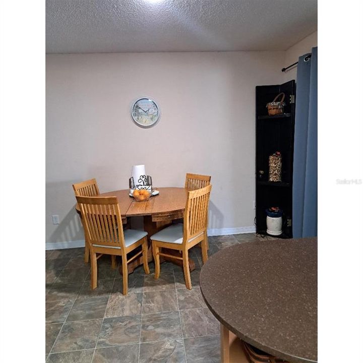 For Sale: $270,000 (3 beds, 2 baths, 1320 Square Feet)