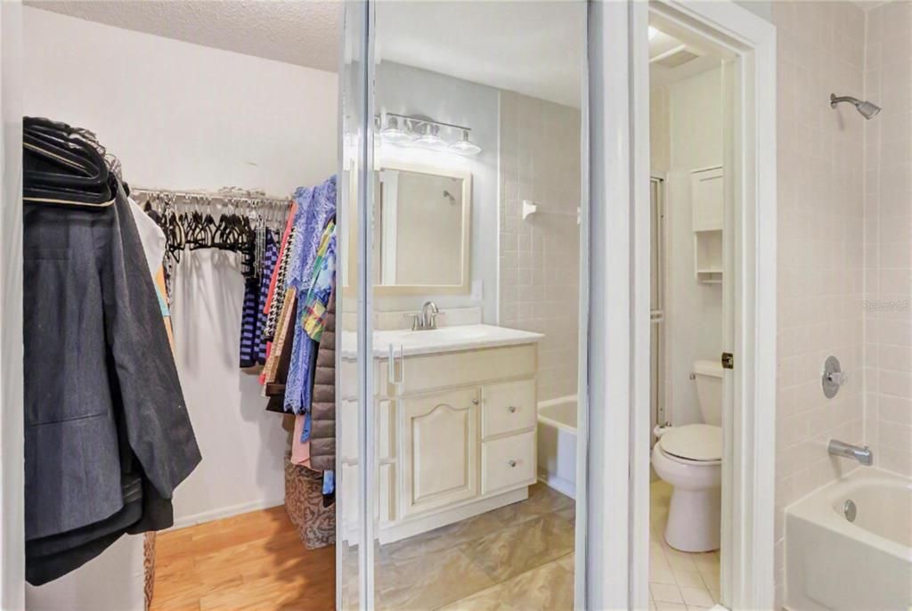 En Venta: $290,000 (3 camas, 2 baños, 1874 Pies cuadrados)