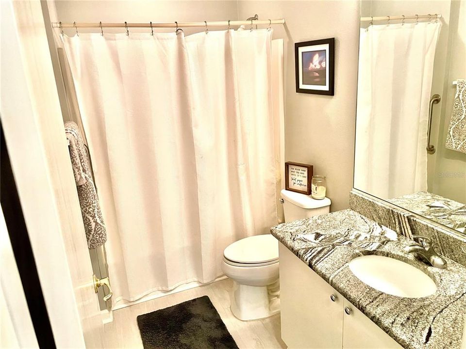 For Sale: $259,000 (2 beds, 2 baths, 1198 Square Feet)