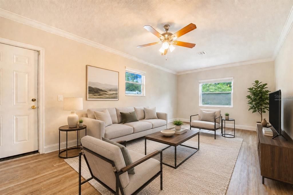 En Venta: $375,000 (4 camas, 2 baños, 1534 Pies cuadrados)
