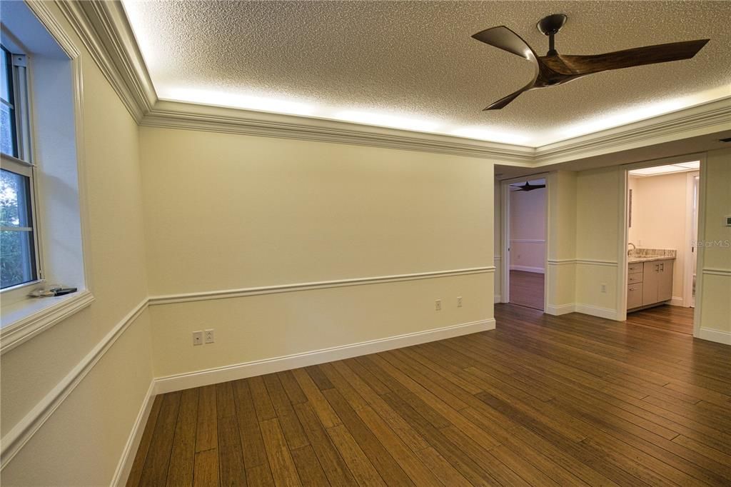 For Sale: $895,500 (4 beds, 2 baths, 2850 Square Feet)