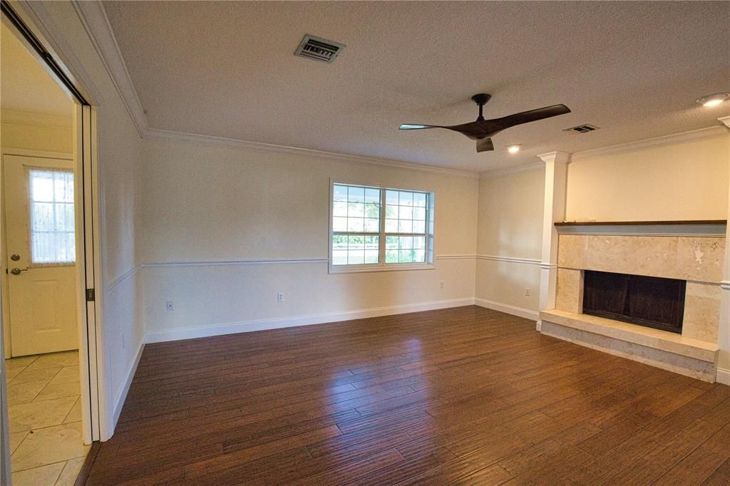 For Sale: $895,500 (4 beds, 2 baths, 2850 Square Feet)