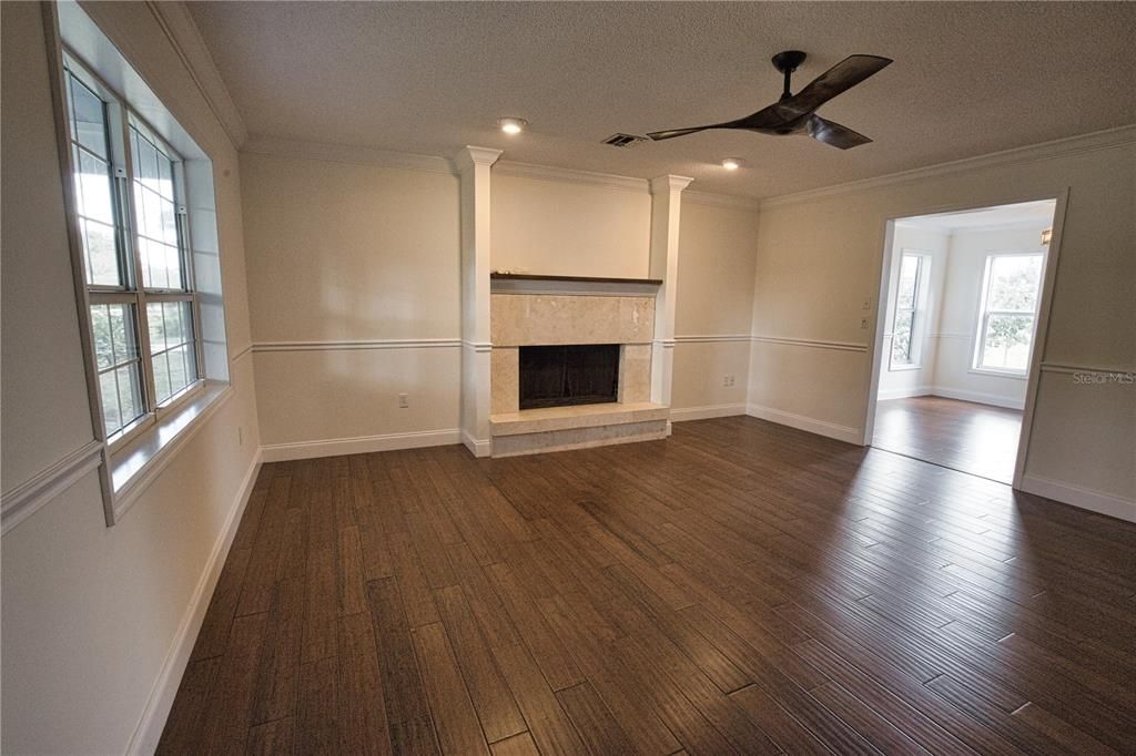 For Sale: $895,500 (4 beds, 2 baths, 2850 Square Feet)