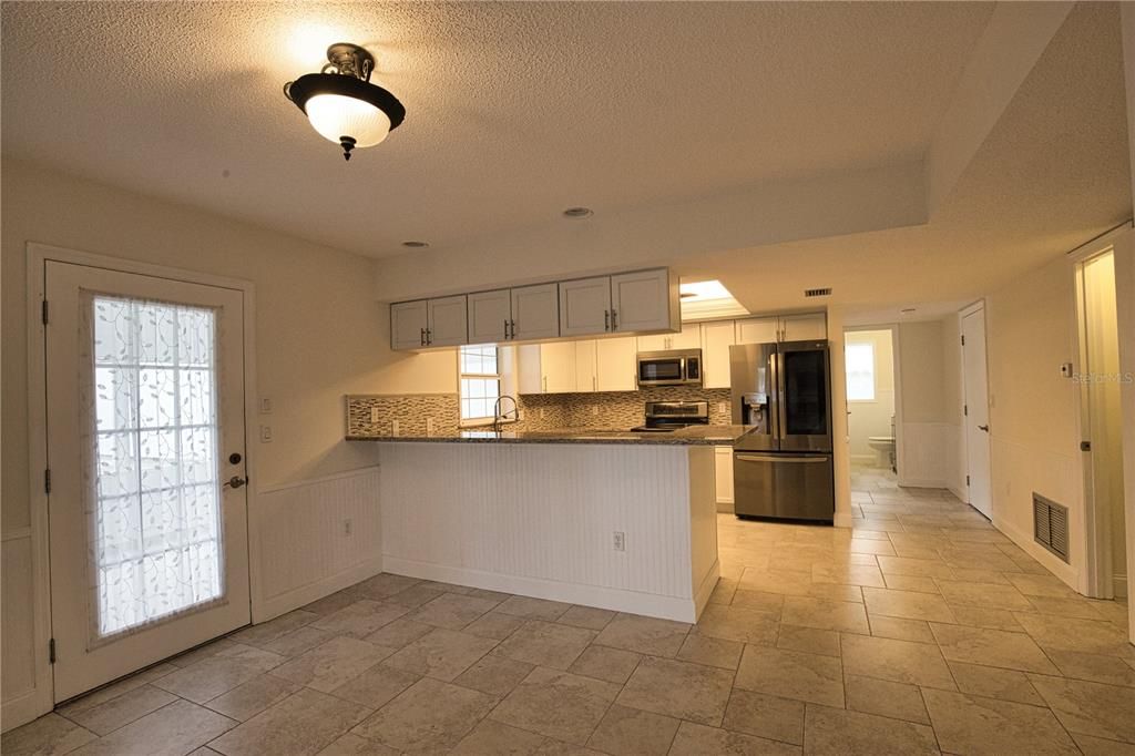 For Sale: $895,500 (4 beds, 2 baths, 2850 Square Feet)