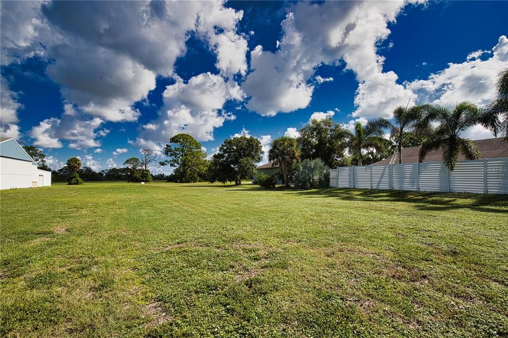For Sale: $895,500 (4 beds, 2 baths, 2850 Square Feet)