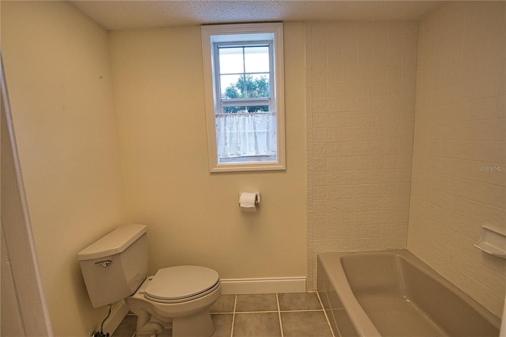 For Sale: $895,500 (4 beds, 2 baths, 2850 Square Feet)
