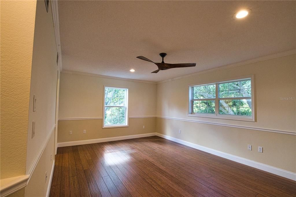 For Sale: $895,500 (4 beds, 2 baths, 2850 Square Feet)