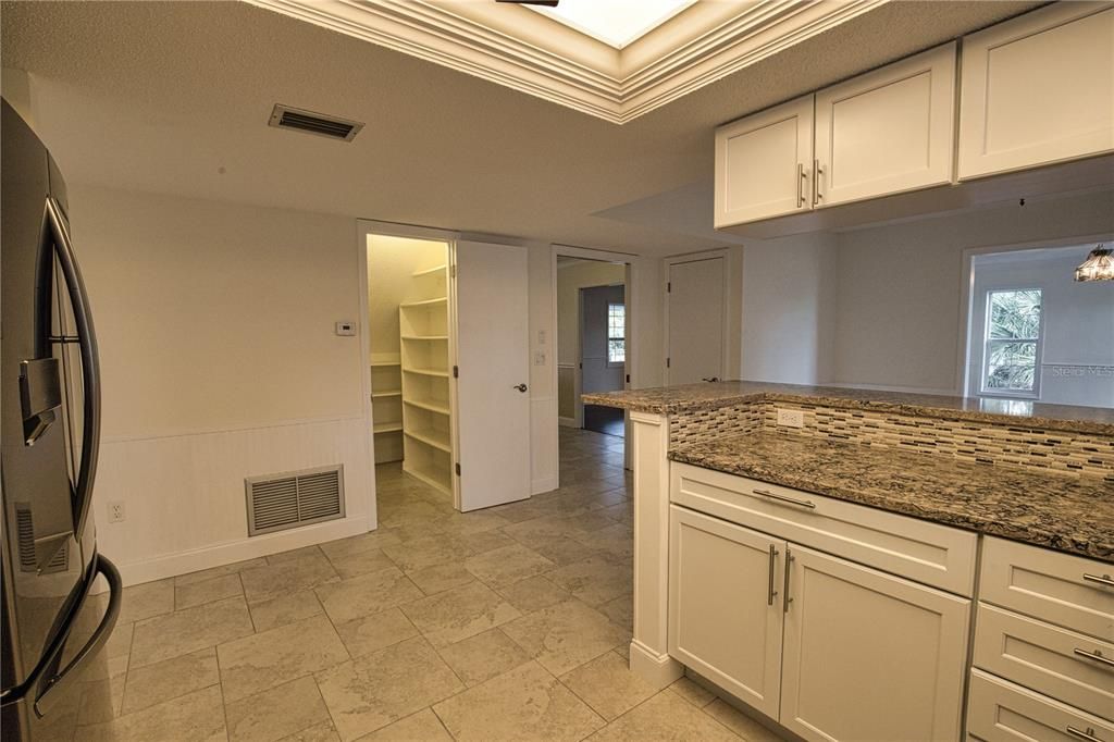For Sale: $895,500 (4 beds, 2 baths, 2850 Square Feet)