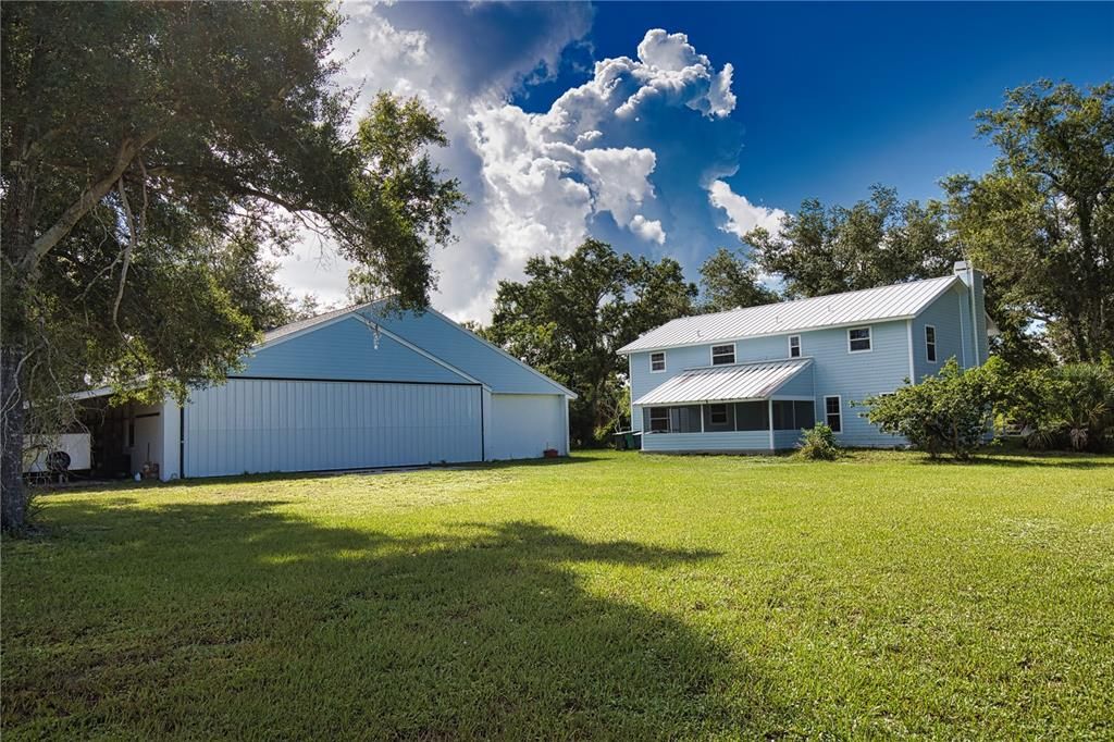 For Sale: $895,500 (4 beds, 2 baths, 2850 Square Feet)