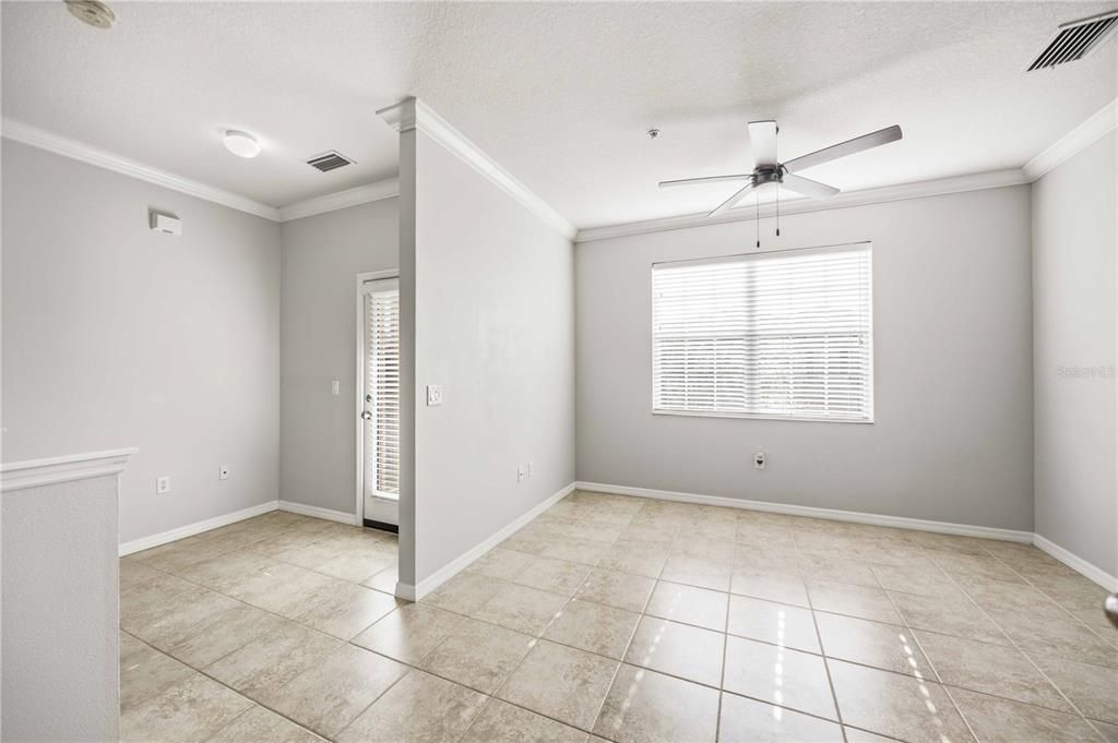 В аренду: $2,100 (2 спален, 2 ванн, 966 Квадратных фут)