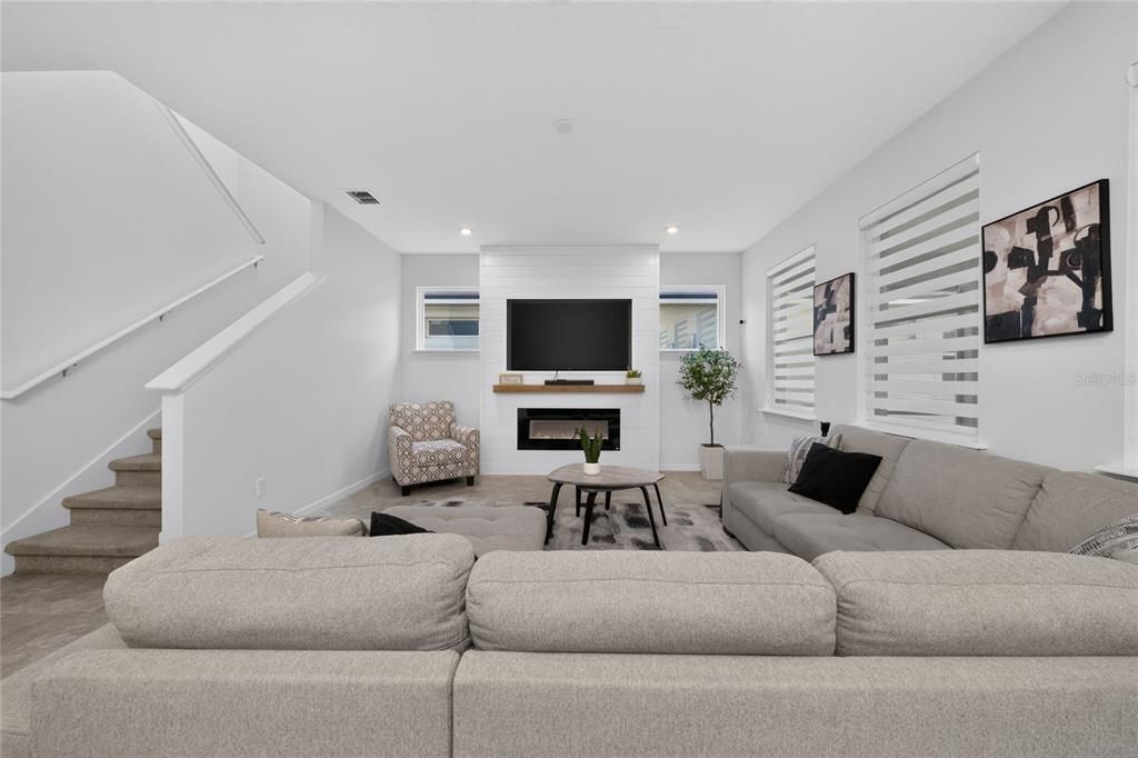 En Venta: $565,000 (3 camas, 2 baños, 1836 Pies cuadrados)