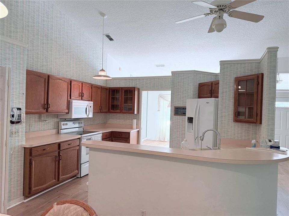 For Sale: $349,990 (3 beds, 2 baths, 1996 Square Feet)