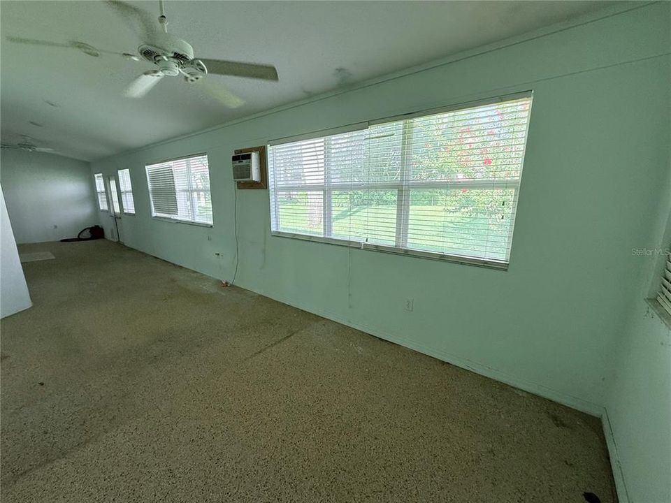 For Sale: $349,990 (3 beds, 2 baths, 1996 Square Feet)