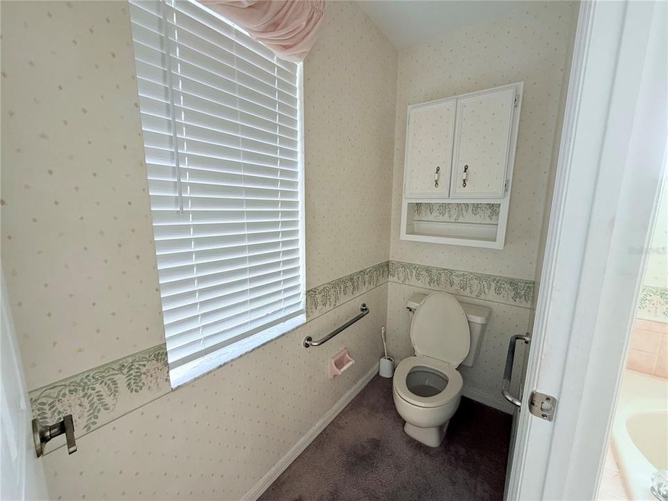 For Sale: $349,990 (3 beds, 2 baths, 1996 Square Feet)