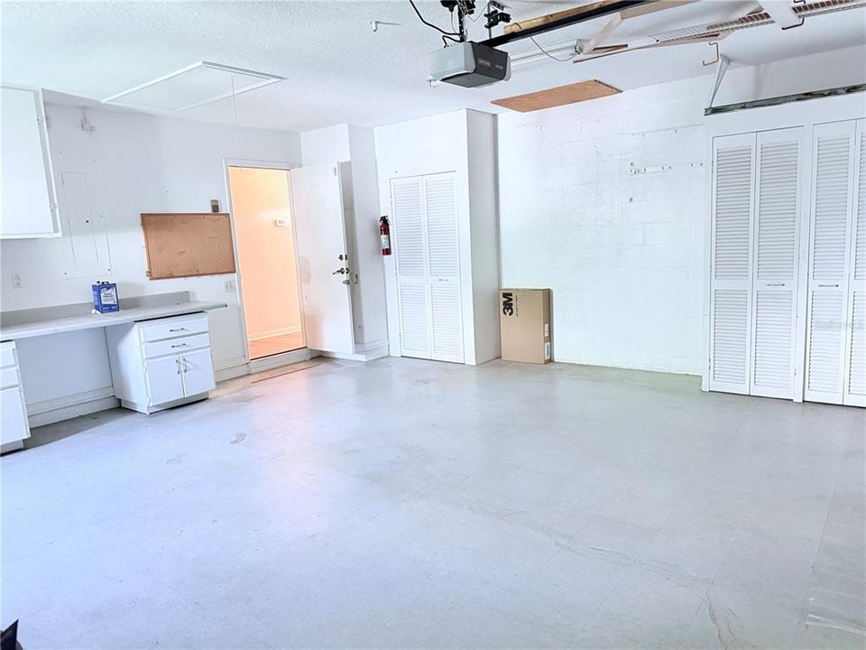 For Sale: $349,990 (3 beds, 2 baths, 1996 Square Feet)