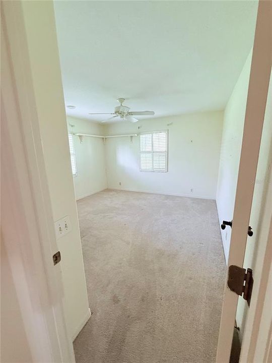For Sale: $349,990 (3 beds, 2 baths, 1996 Square Feet)