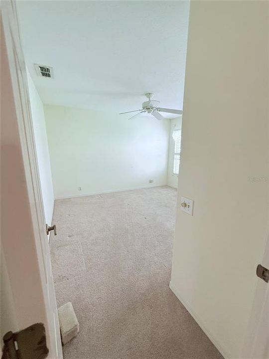 For Sale: $349,990 (3 beds, 2 baths, 1996 Square Feet)