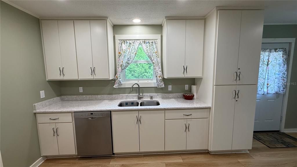 En Venta: $349,000 (3 camas, 1 baños, 1232 Pies cuadrados)