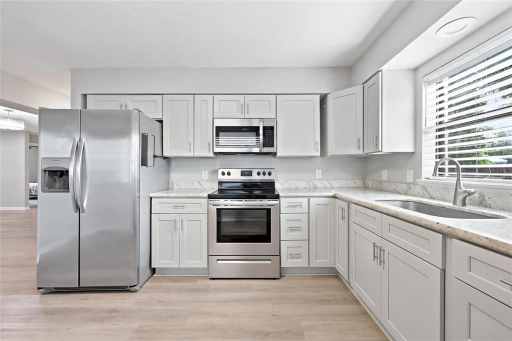 En Venta: $199,999 (3 camas, 2 baños, 2058 Pies cuadrados)