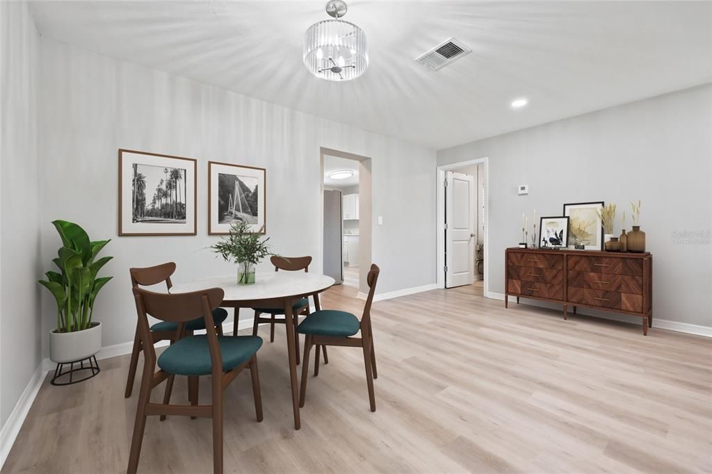 En Venta: $199,999 (3 camas, 2 baños, 2058 Pies cuadrados)