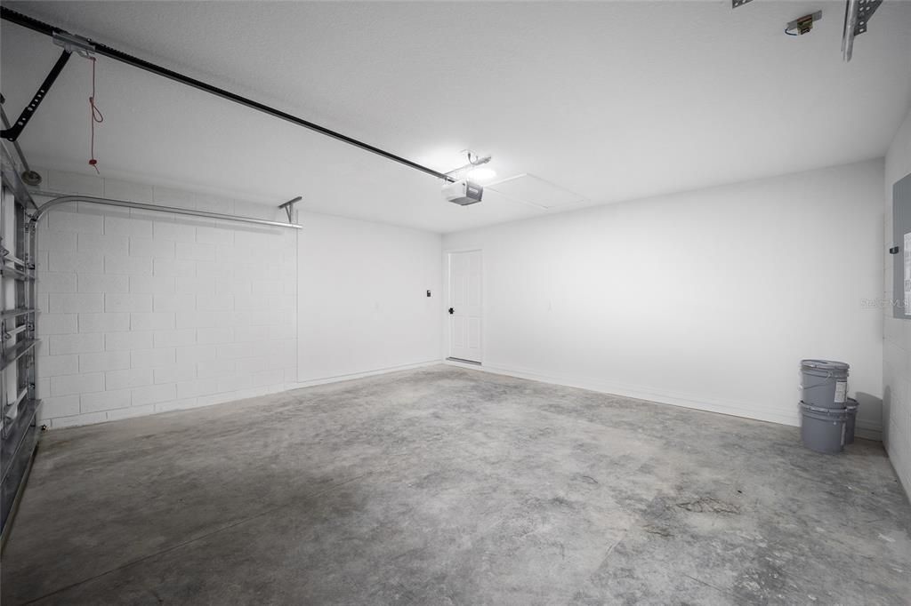 En Venta: $242,900 (3 camas, 2 baños, 1394 Pies cuadrados)