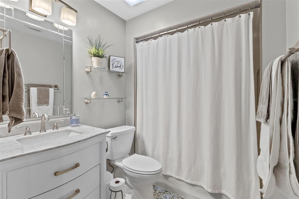 En Venta: $625,000 (4 camas, 2 baños, 2196 Pies cuadrados)