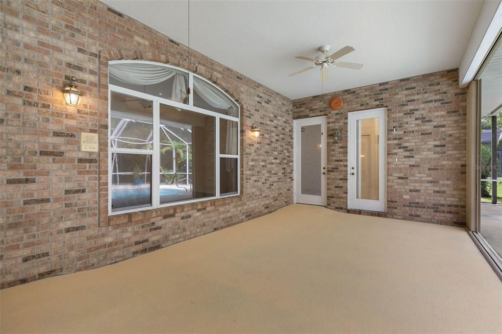 En Venta: $697,000 (4 camas, 3 baños, 3048 Pies cuadrados)