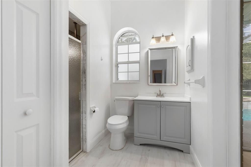 En Venta: $697,000 (4 camas, 3 baños, 3048 Pies cuadrados)