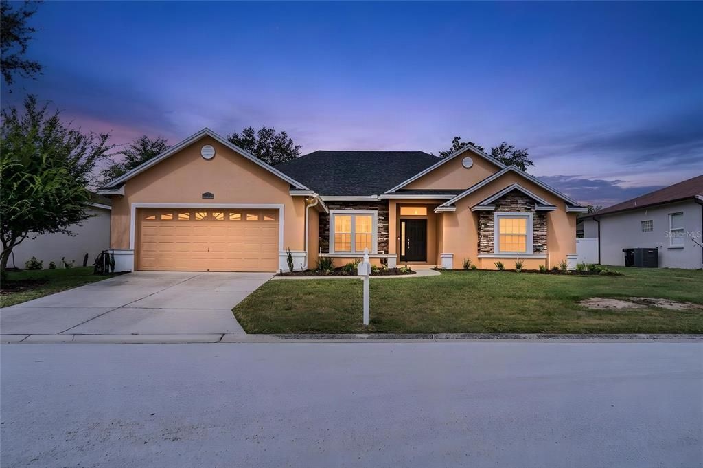 For Sale: $458,220 (4 beds, 2 baths, 2182 Square Feet)